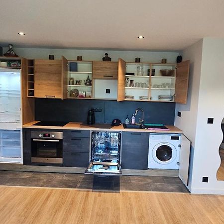 Charmant Appartement Tout Equipe Seilh Zewnętrze zdjęcie